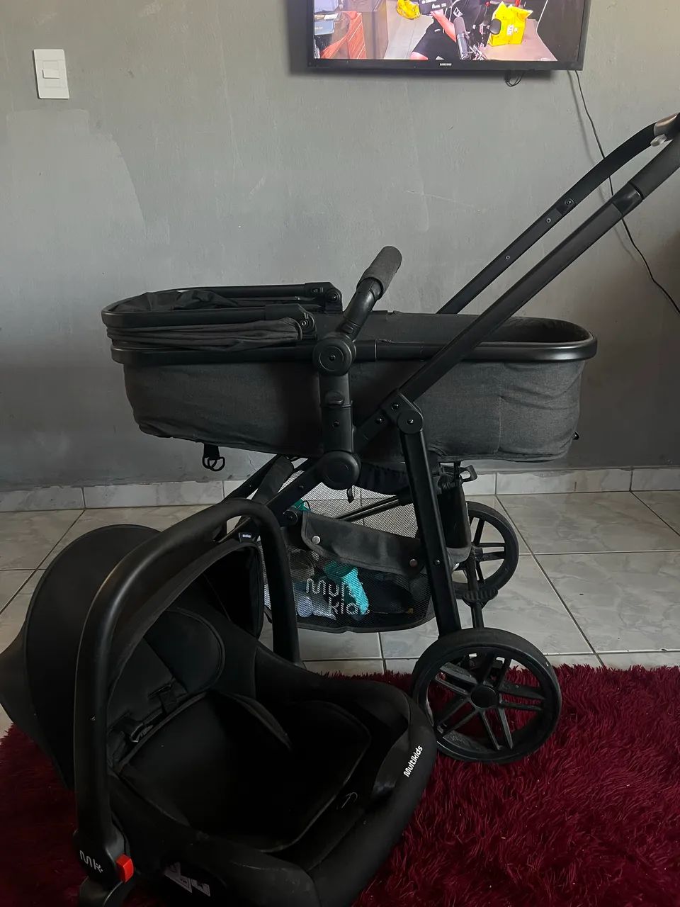 Carrinho de bebê  + bebê conforto  - Foto 3
