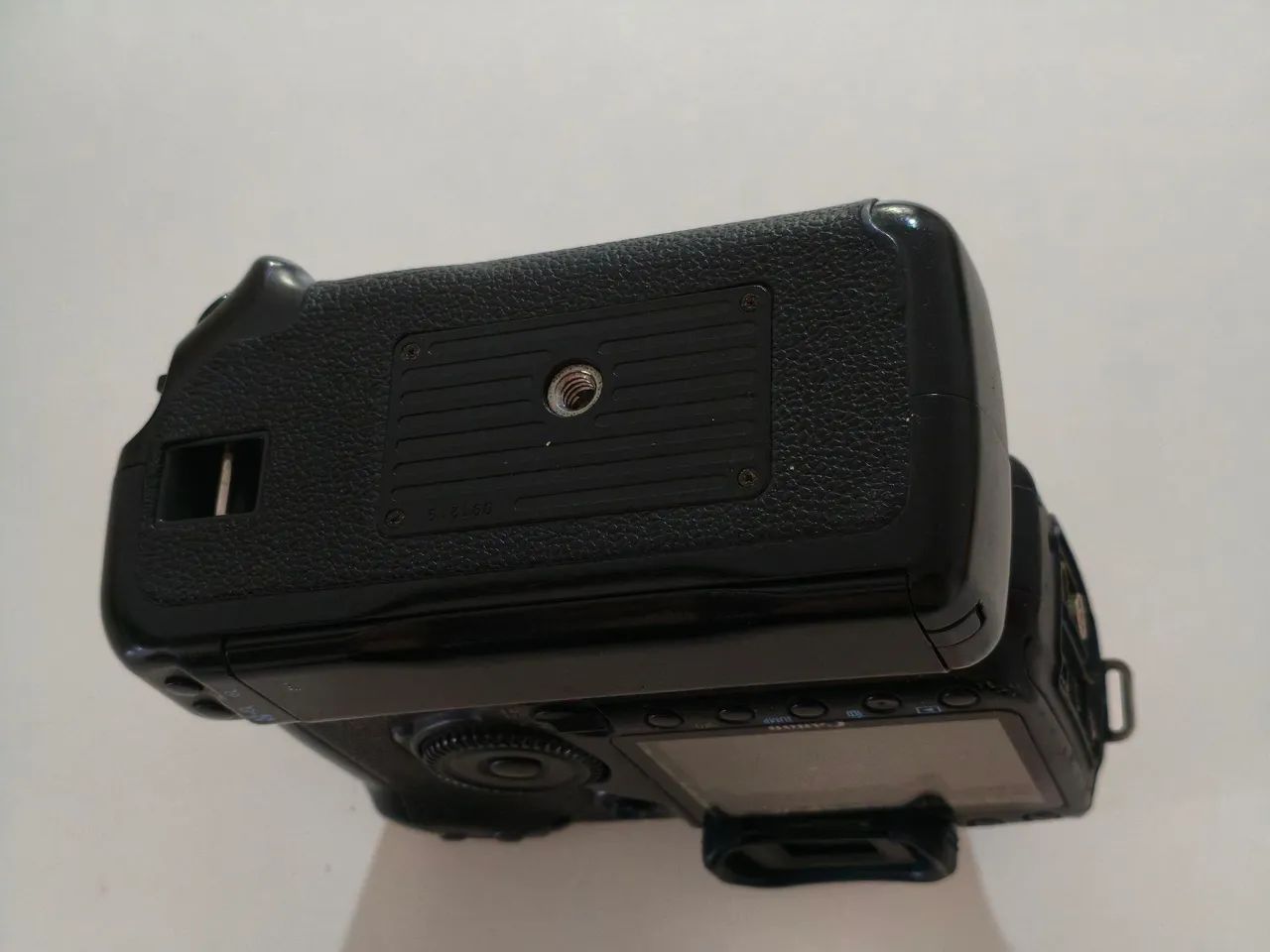 Câmera Canon 40d com grip - Aceito oferta  - Foto 4