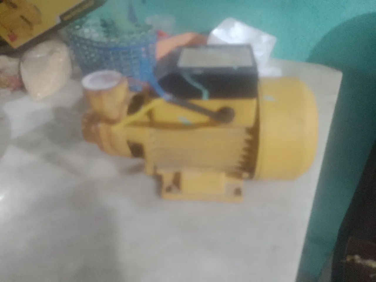 Bomba d'água periferia 