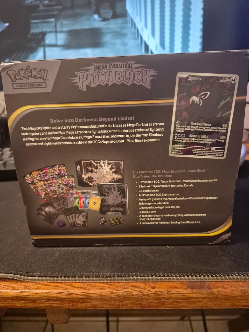 Elite Trainer Box ETB americana (sem boosters) - Foto 2