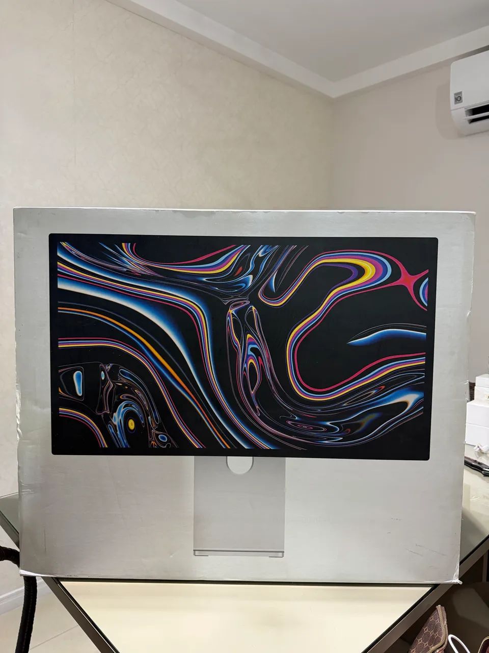 Apple Mac Studio Display - 27? 