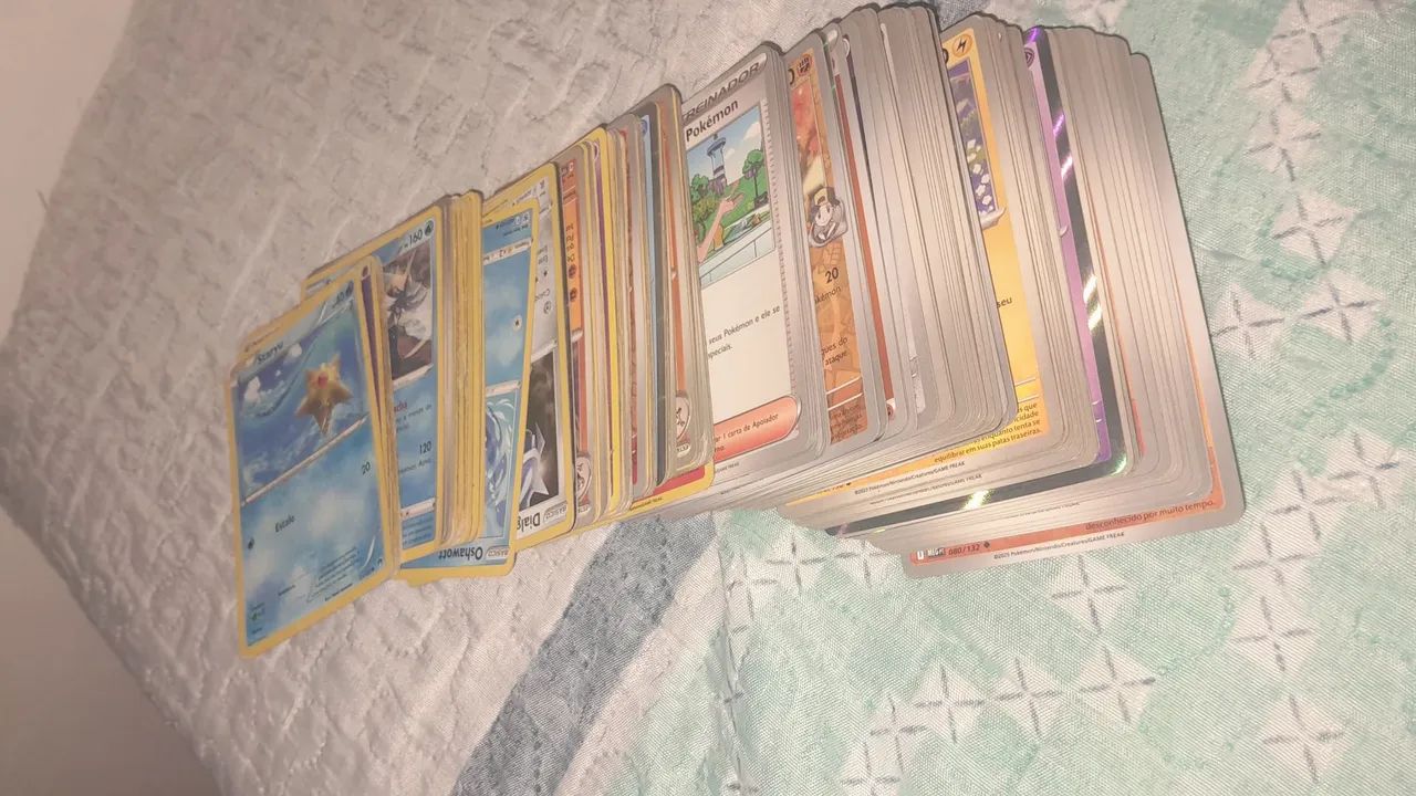 Pack de Cartas de Pokemon TCG 30 cartas ou 50 ou você escolhe quantas você quer!!!! - Foto 2