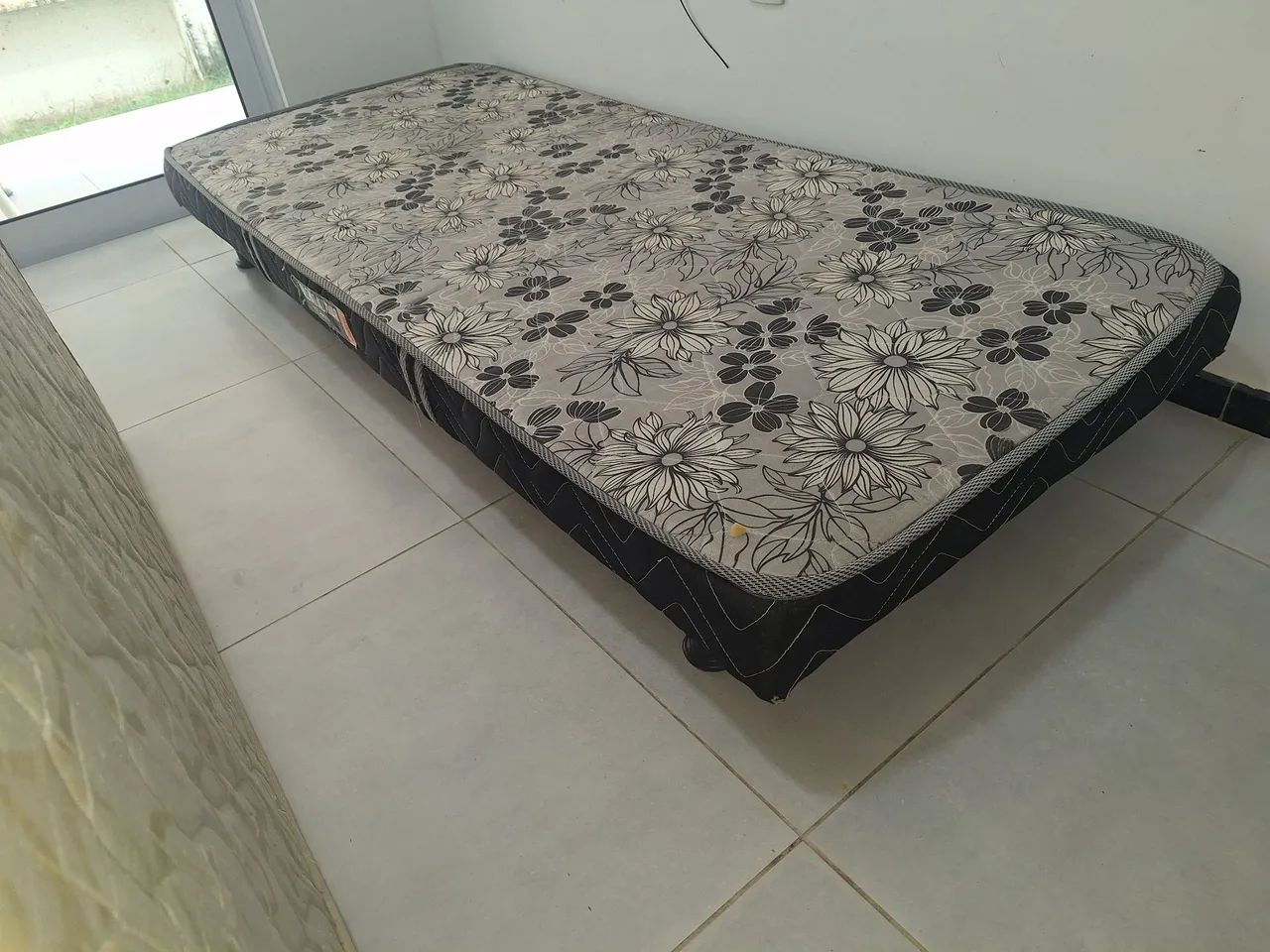 CAMA BOX - PORTO DE GALINHAS