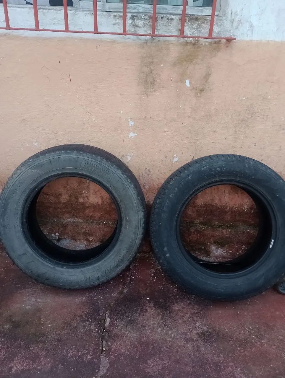 Pneu muito bom 