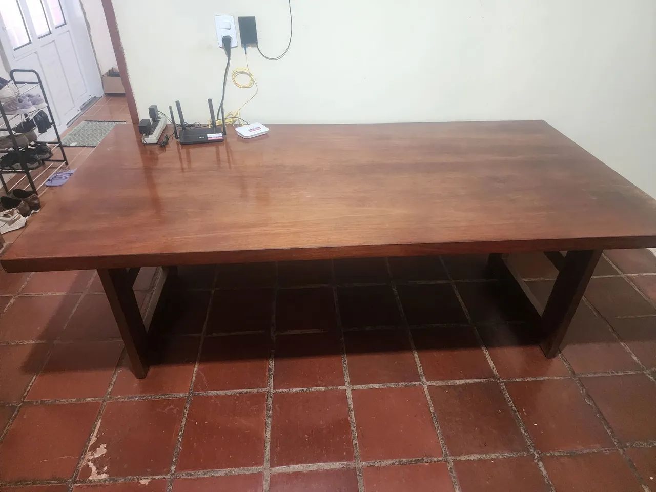 Mesa de reunião  - madeira de lei 