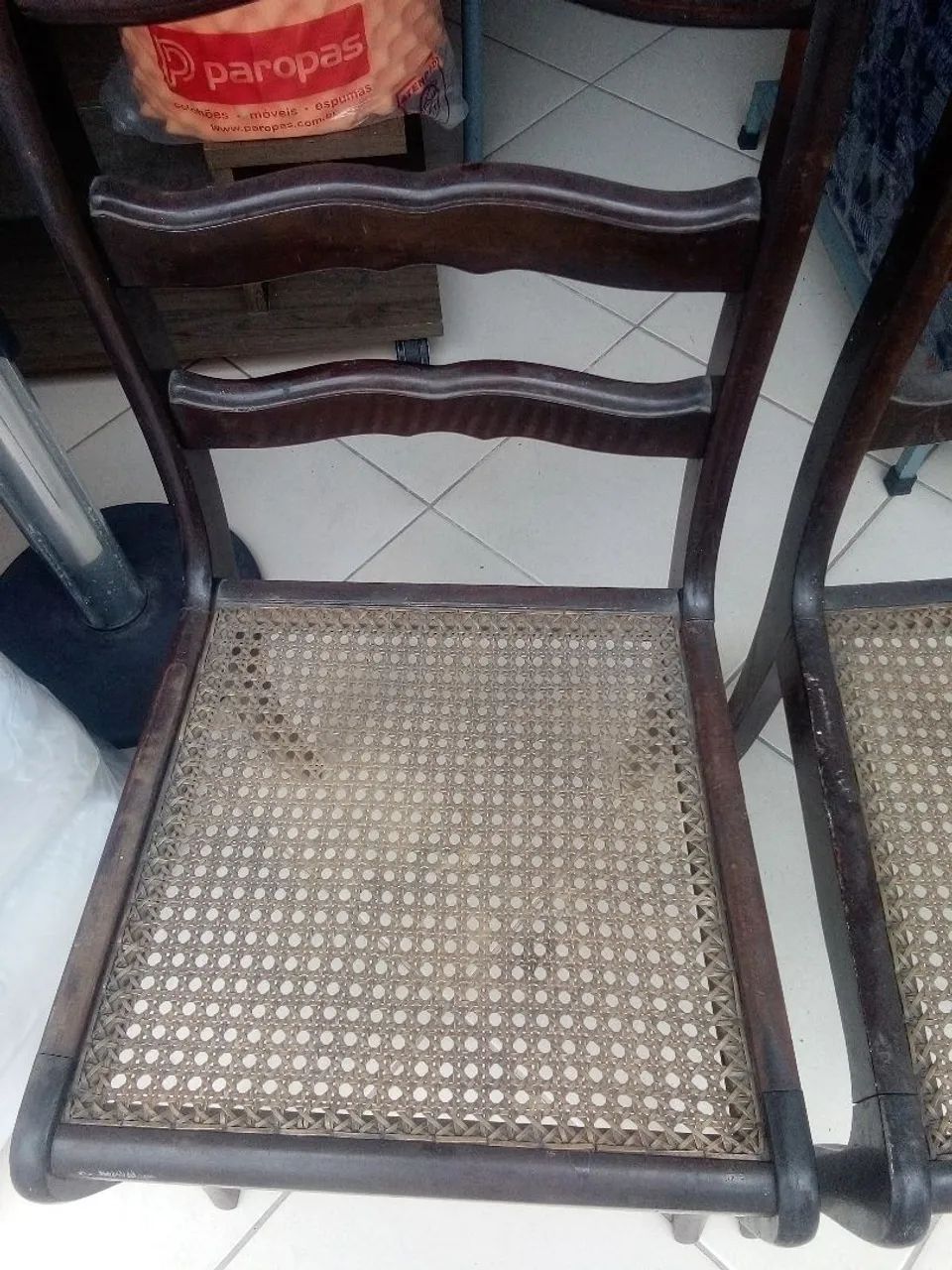 2 Cadeiras Antigas - Foto 2