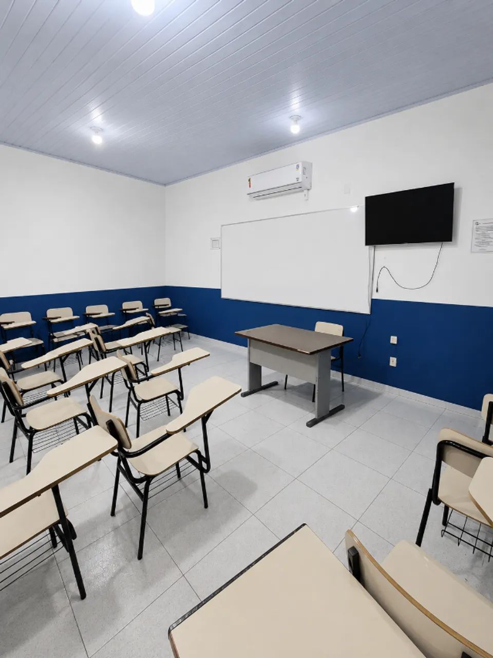 SALAS DE AULA DISPONÍVEIS PARA LOCAÇÃO! - Foto 3