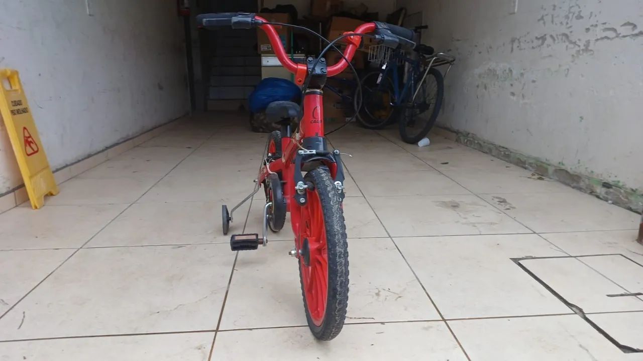Vendo duas bicicletas aro 16 e aro 20 - Foto 2