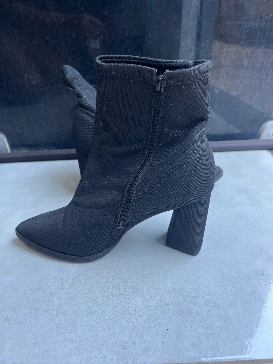 Vendo bota cano médio 
