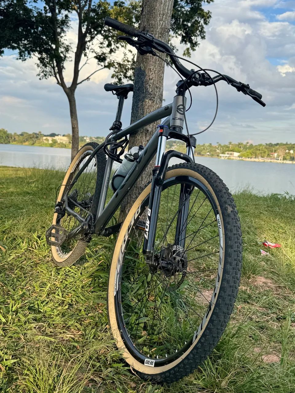 Bicicleta  - Foto 3