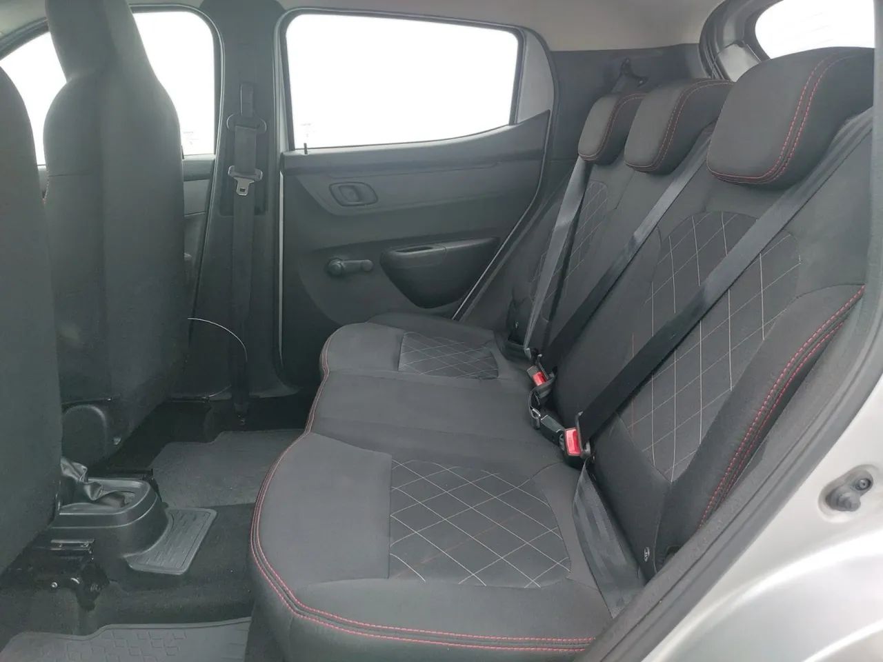 Renault Kwid 1.0 Zen, foto 17 de 18
