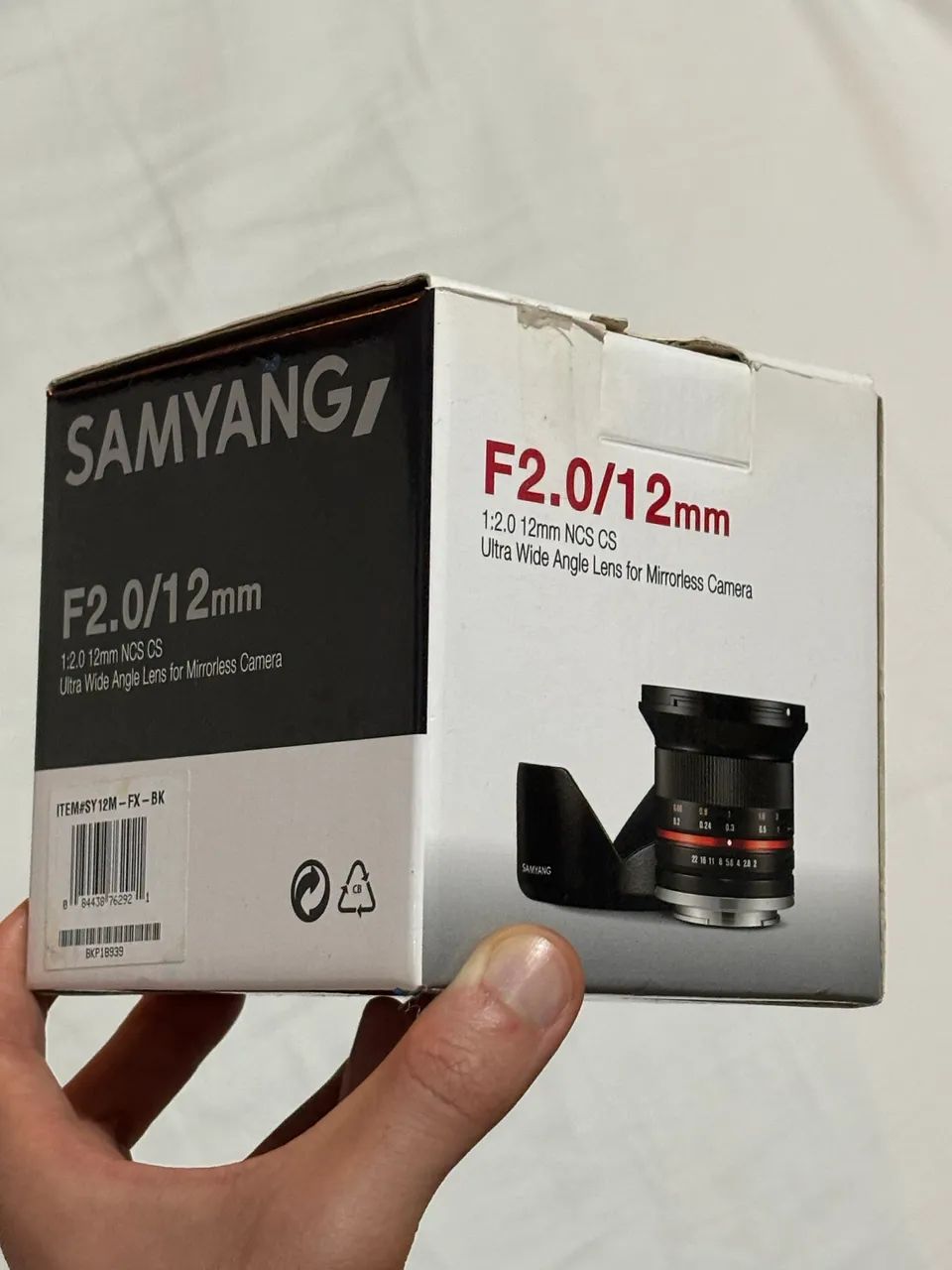 Lente Samyang 12mm F/2.0 p/ Fujifilm X Mount - Acessórios para