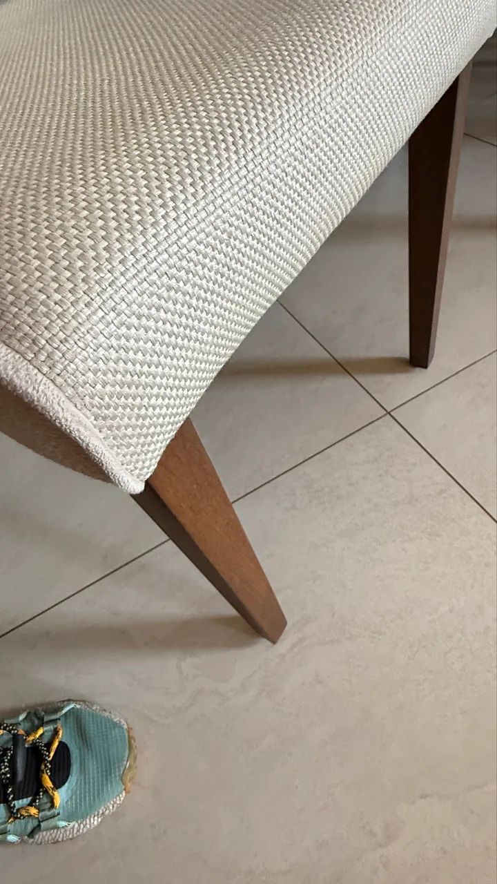 Mesa com 8 cadeiras  - Foto 2