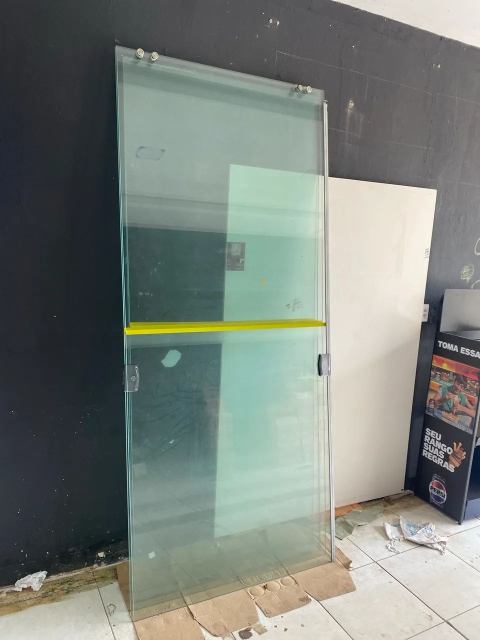 Vendo 4 portas de vidro, 10mm  - Foto 4