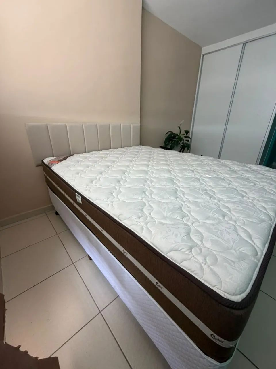 Cama completa  Castor King  bem nova 2.000. - Foto 4