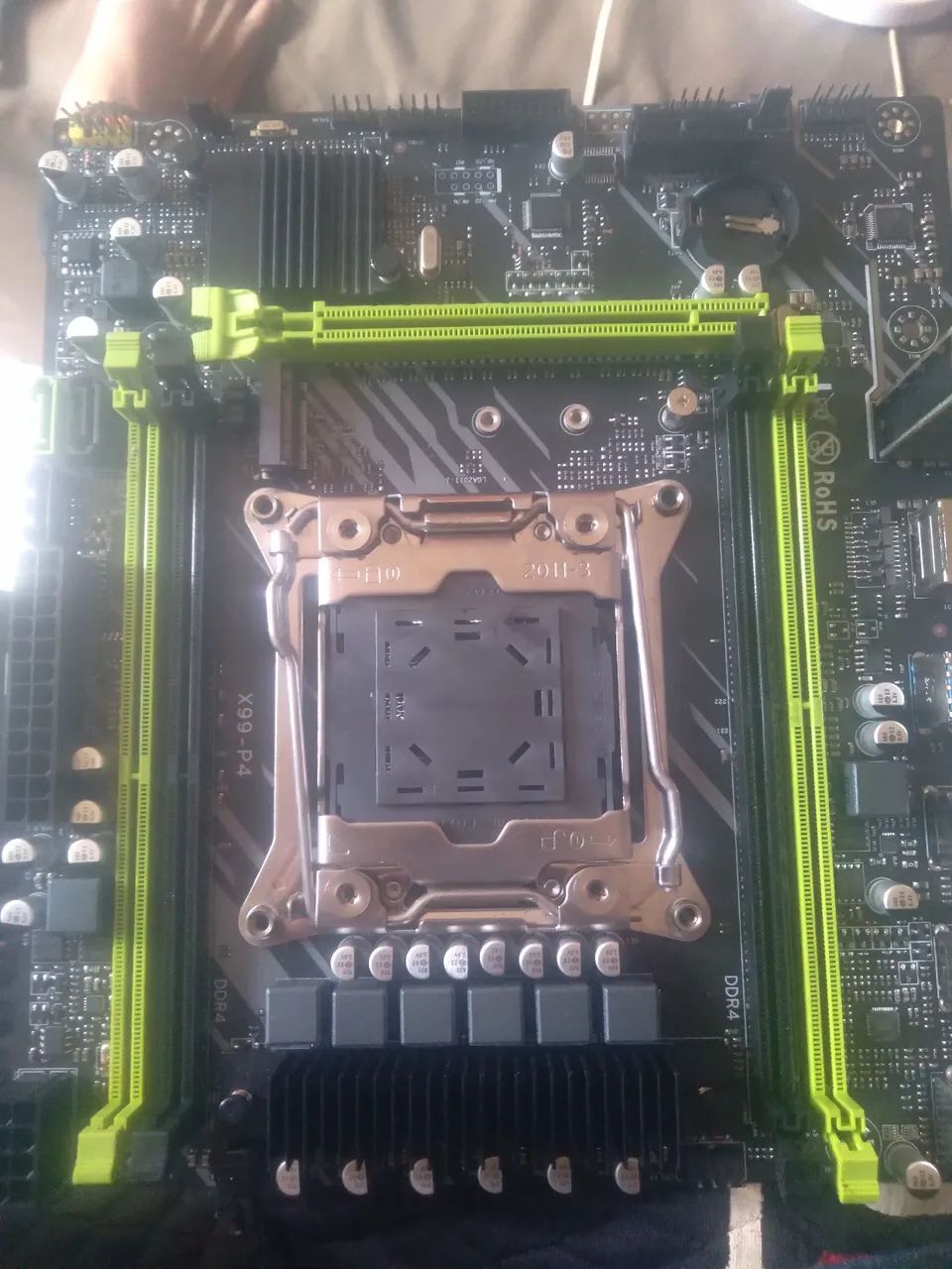 Placa mae machinist x99 p4 com defeito