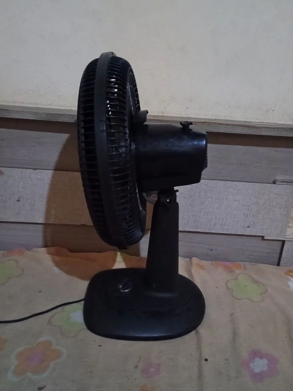 Ventilador Mallory de 30cm de 6 palhetas e 127v - Foto 2