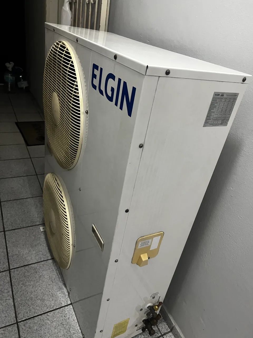 Ar Condicionado Split Piso Teto Eco Elgin 60.000 BTUs Só Frio 220v Trifásico - Foto 2