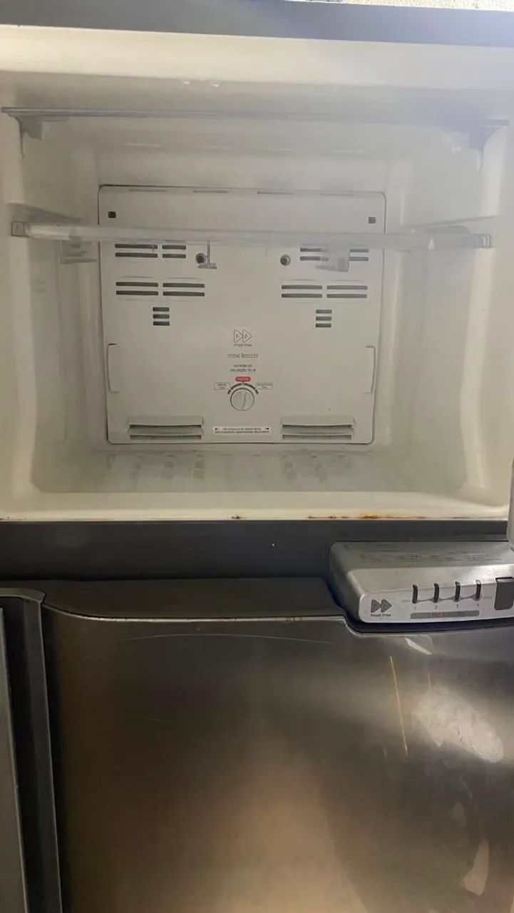 VENDO GELADEIRA 110V - Foto 4