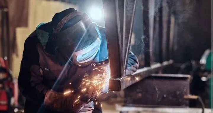 Pequenos reparos de solda