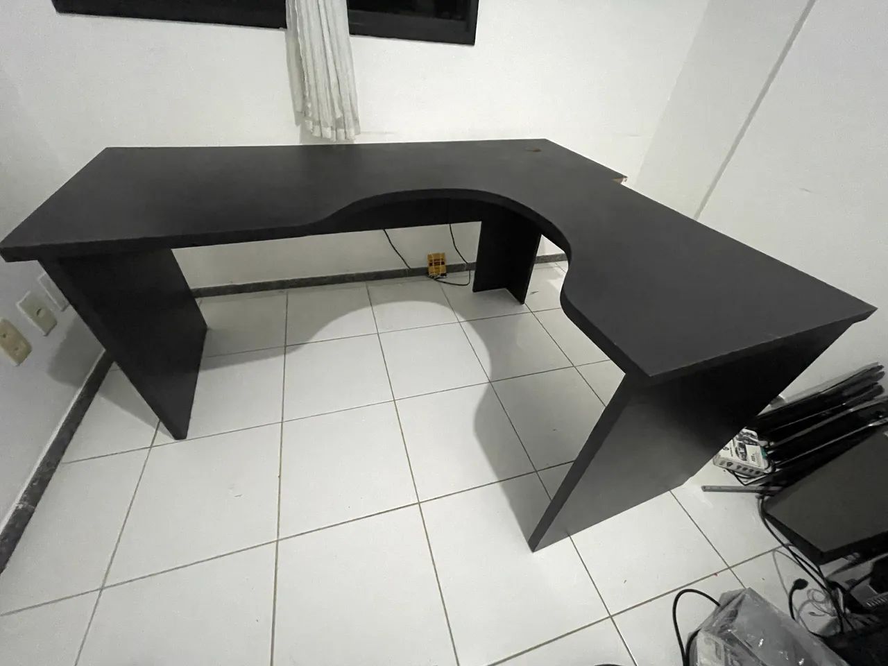 Mesa em L 1,70 por 70 