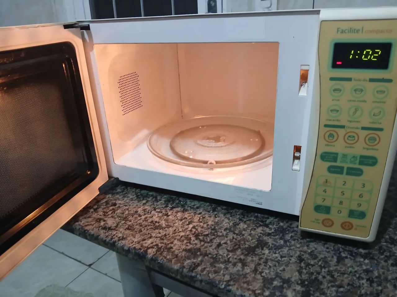Micro-ondas consul 20 litros  - Foto 4