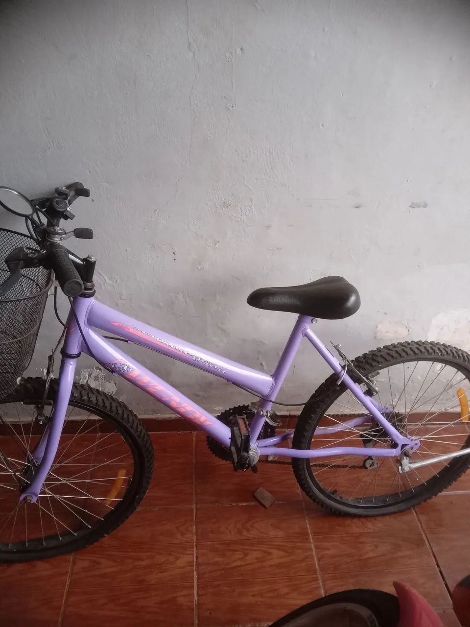 Bicicleta lilás aro 24 - Foto 3