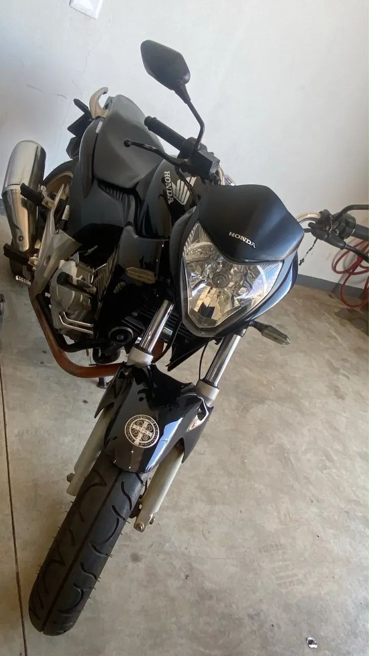 Cb 300 2014 - Foto 3