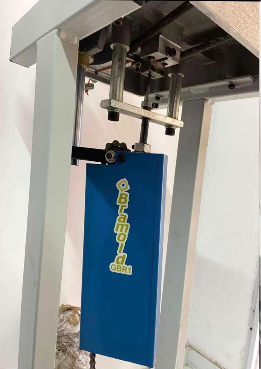 Grampeadora de Moldura Bramold GBR1  - Foto 3
