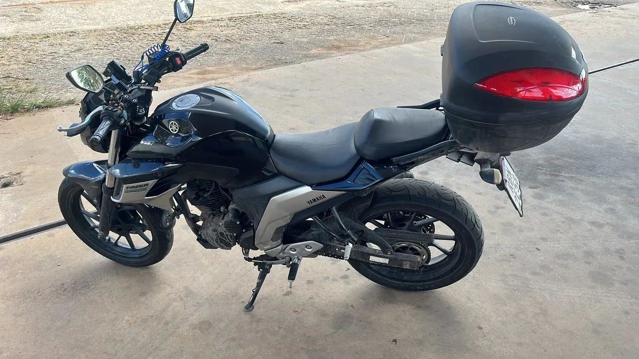 Fz25 2018  - Foto 2