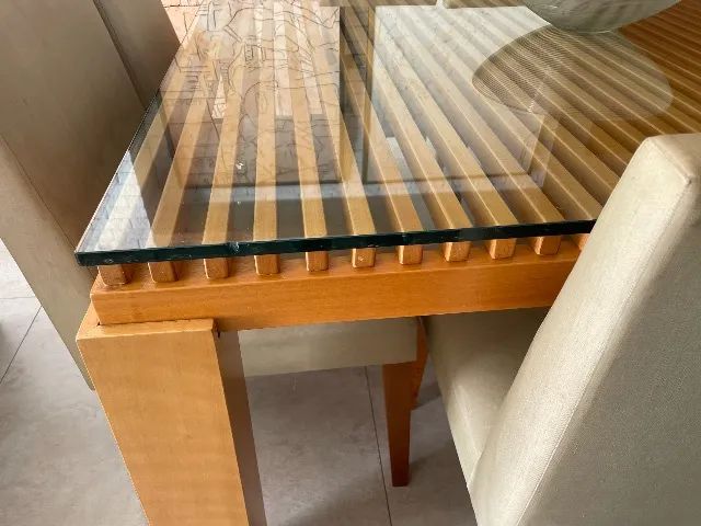 Mesa de Jantar em Madeira Maciça com Tampo de Vidro + 8 Cadeiras - Foto 2