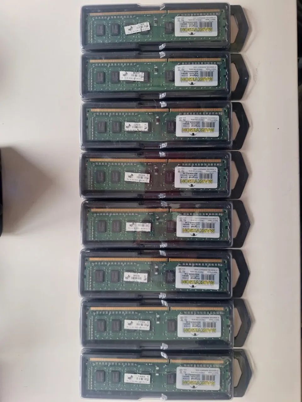 Kit 8 bancos de memória de 4GB DDR3 1600 MHz Markvision - Novos!