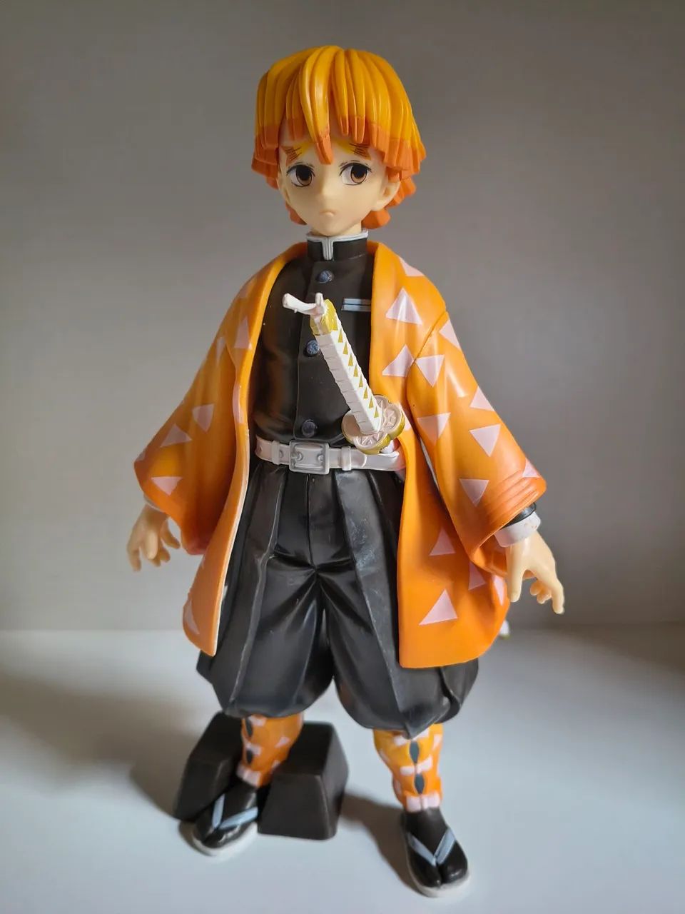 Action figure 457380546164838401