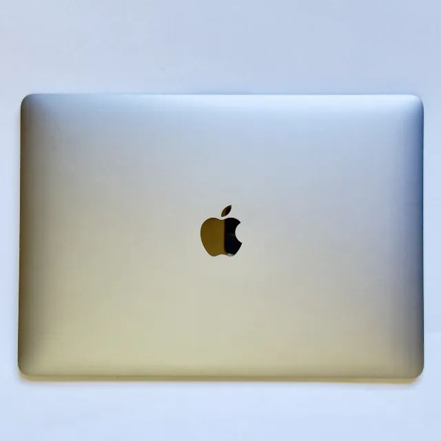 MacBook Pro / i7 / 1TB / 16GB / TouchBar - Foto 4