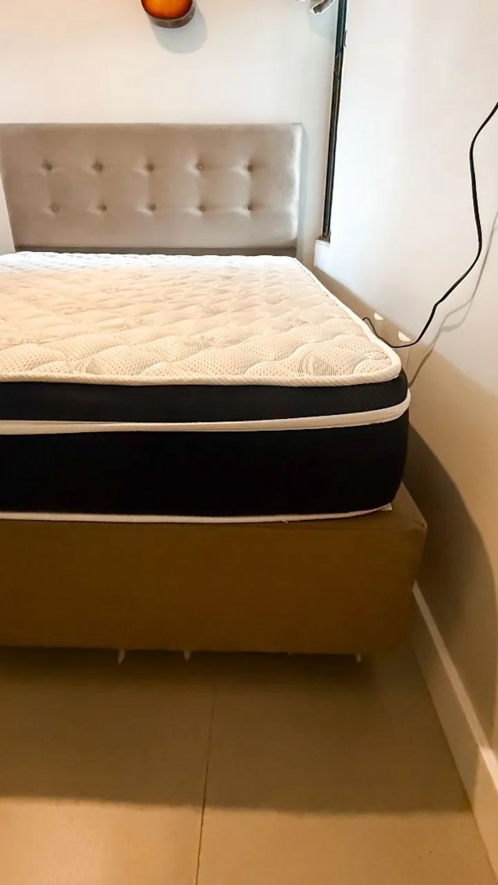 Cama Queen base normal em ótimo estado de conservação  - Foto 2