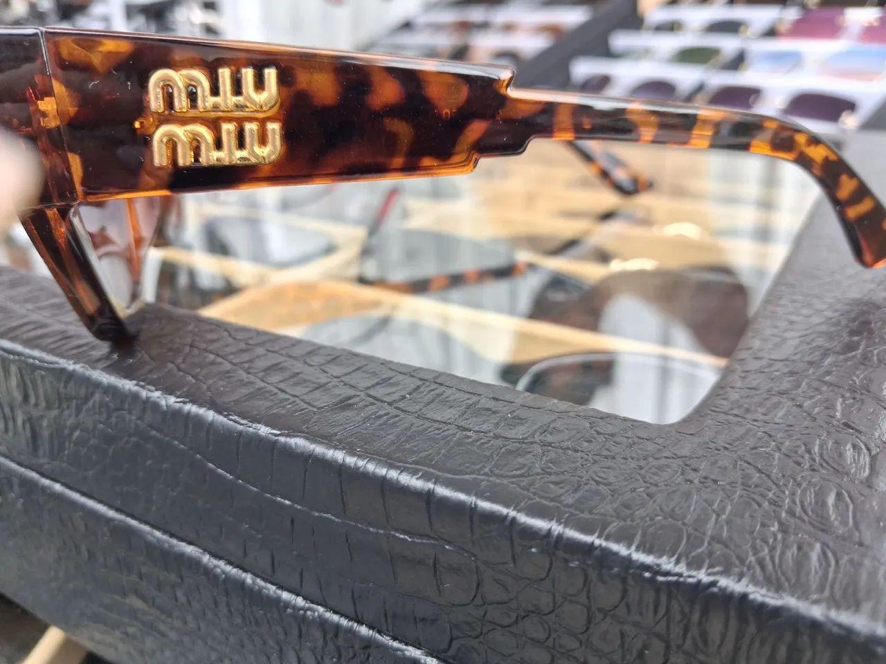 Óculos de Sol Miu Miu