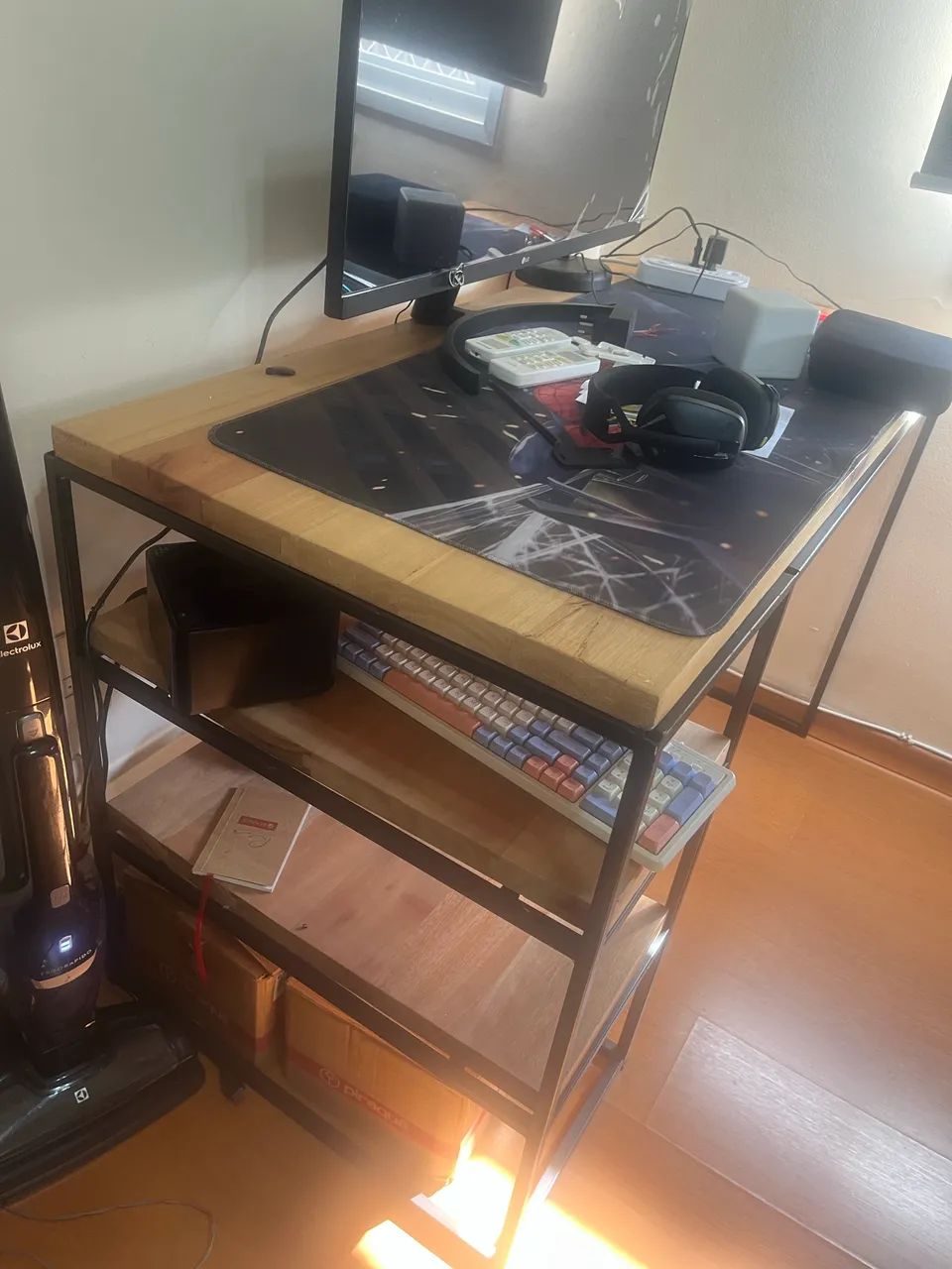 Vende-se mesa e cadeira de escritório  - Foto 4