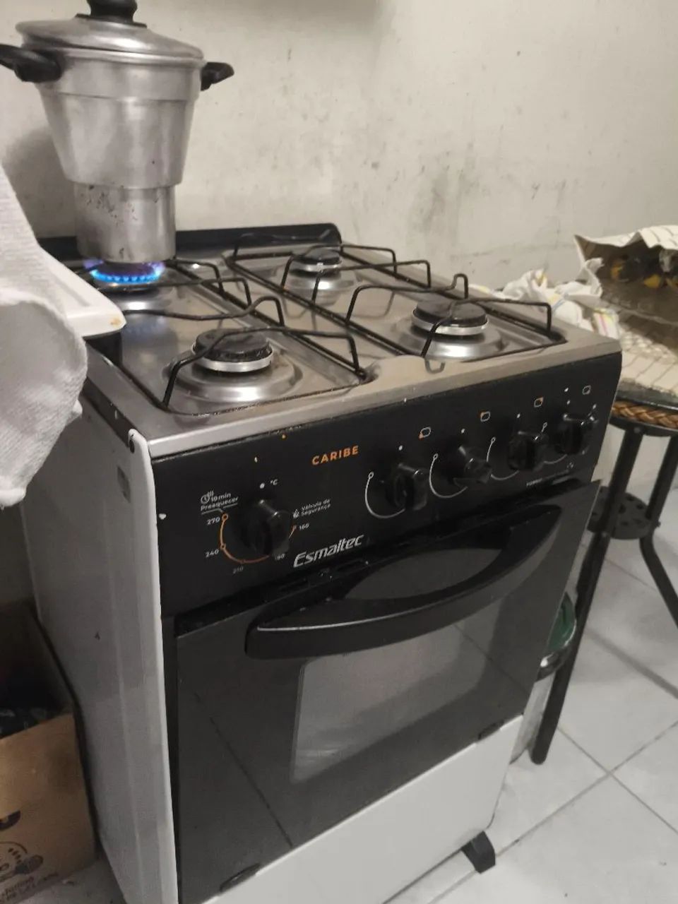 FOGÃO 4 BOCAS CONSERVADO - Foto 4