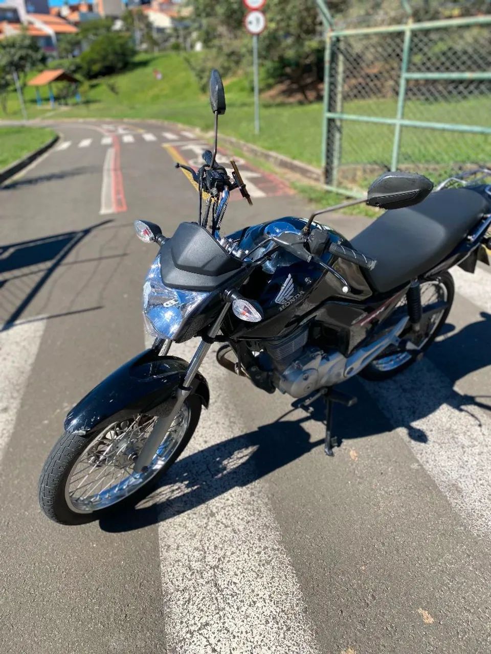 Cg 150 fan flex preta 