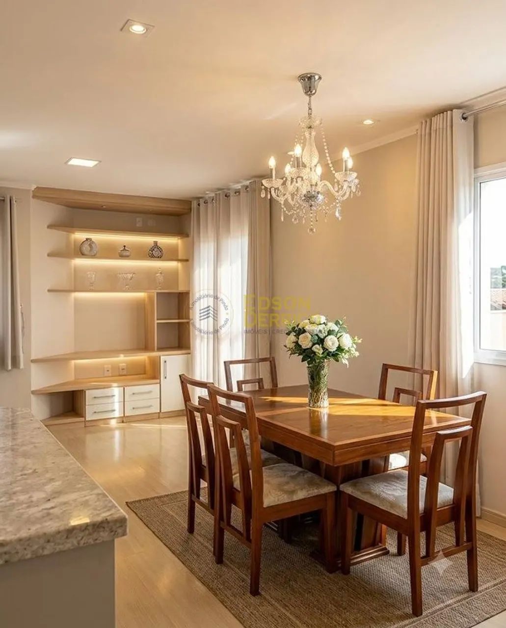 Apartamento com 2 quartos, Vila Bourghese - Pindamonhangaba