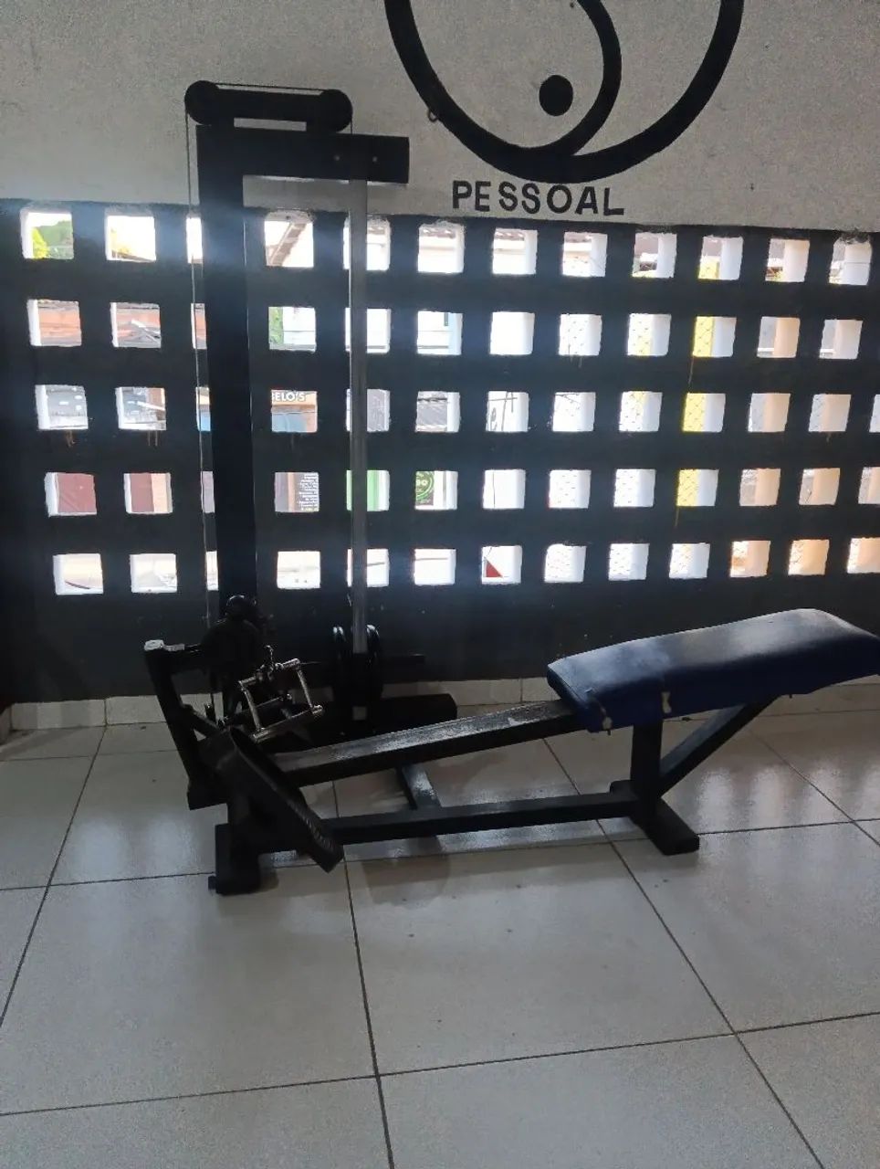 Máquina de academia 