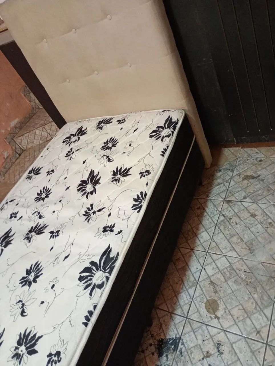 Cama conjugada Ortobom com cabeceira tapecada  - Foto 4