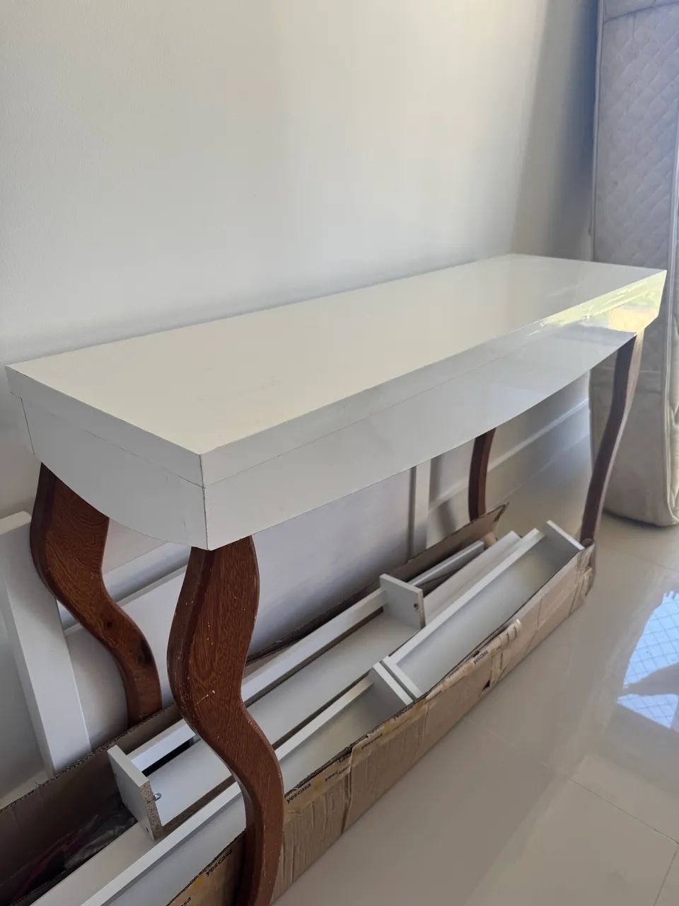 Buffet branco - usado 