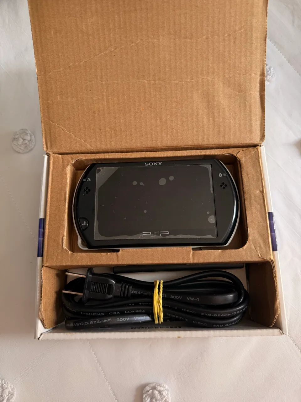 Sony PSP GO  - Foto 3