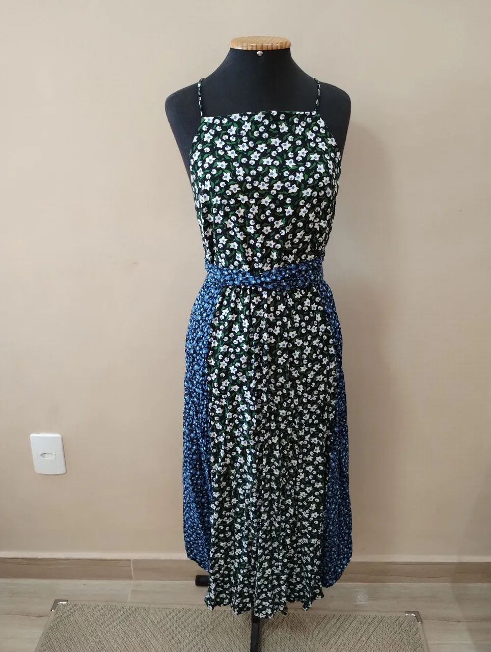 Lote de roupas para brechó 