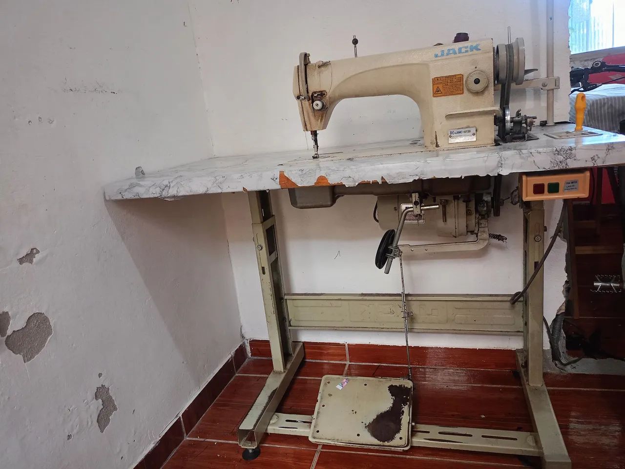 Máquina de costura industrial 