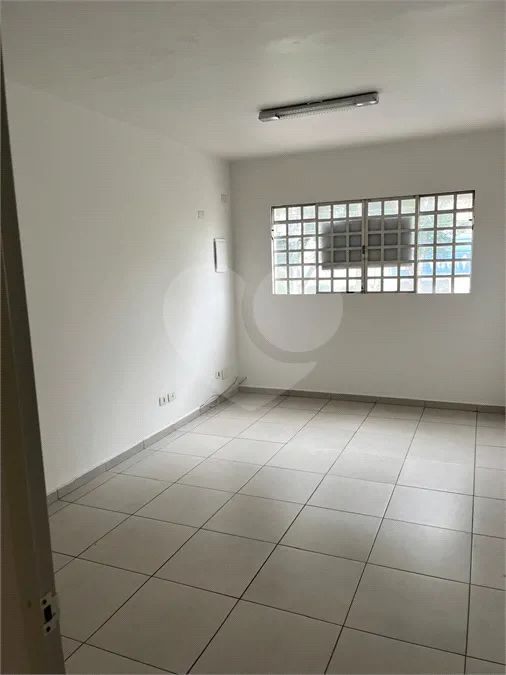 Ótimo Prédio Comercial !! Vende Total ou Aluga andar superior..OPORTUNIDADE ! - Foto 3