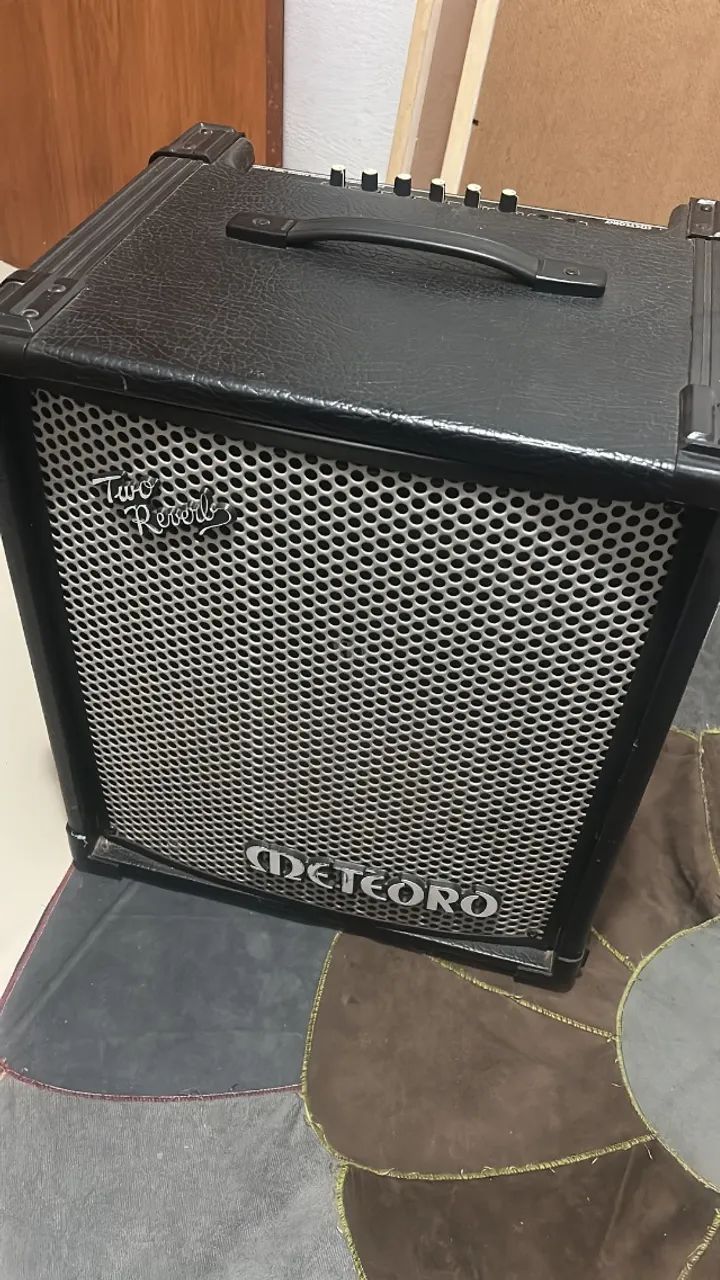 Cubo baixo. Caixa amplificada  - Foto 2