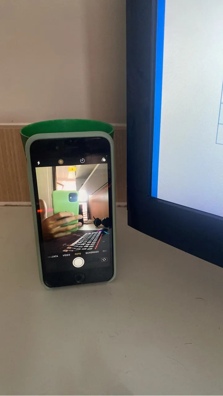 Iphone 8, 64gb e 100% de bateria - Celulares e Smartphones - Piatã