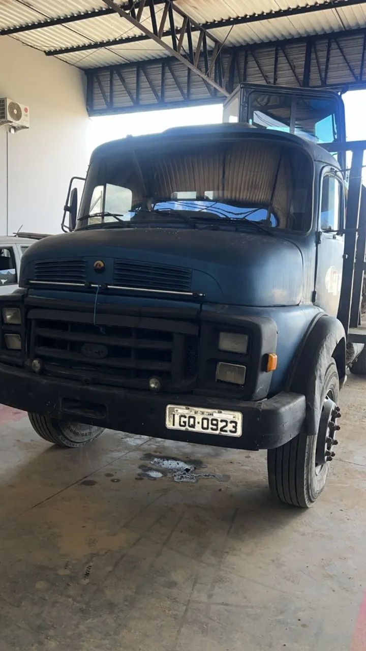 CAMINHÃO PLATAFORMA MB 1113 - Foto 2